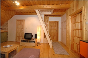 Частен дом Huty 6